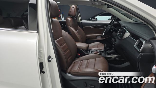 Kia Sorento 2016 — photo 16