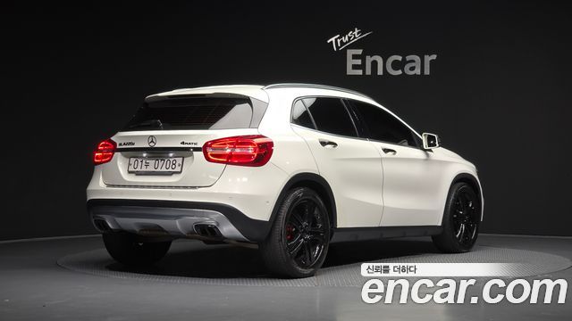 Mercedes-Benz GLA-Class 2016 — photo 2