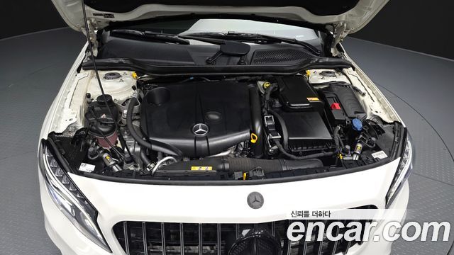 Mercedes-Benz GLA-Class 2016 — photo 6