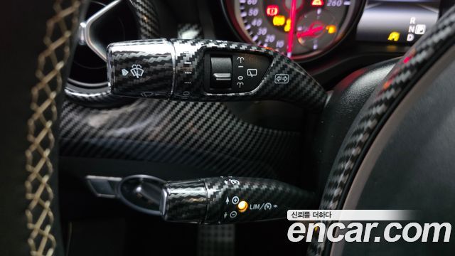 Mercedes-Benz GLA-Class 2016 — photo 24