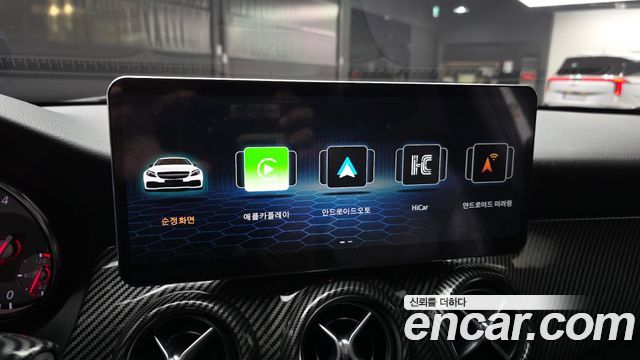 Mercedes-Benz GLA-Class 2016 — photo 29