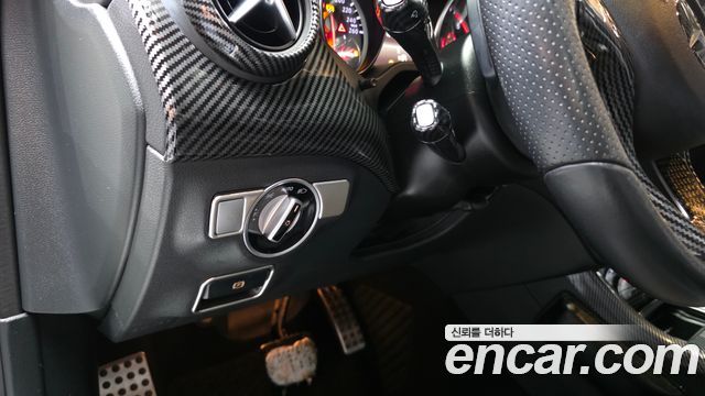 Mercedes-Benz GLA-Class 2016 — photo 31