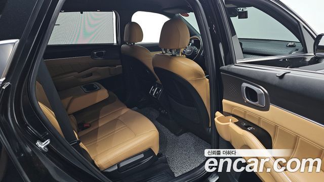 Kia Sorento 2022 — photo 16
