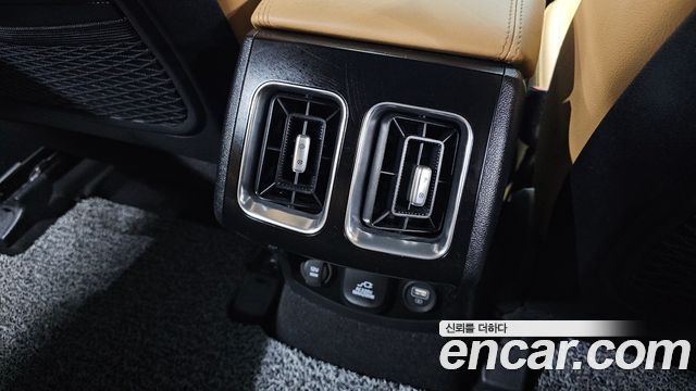 Kia Sorento 2022 — photo 30