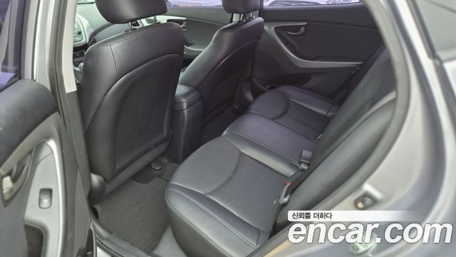 Hyundai AVANTE 2014 — photo 4