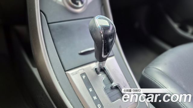 Hyundai AVANTE 2014 — photo 8