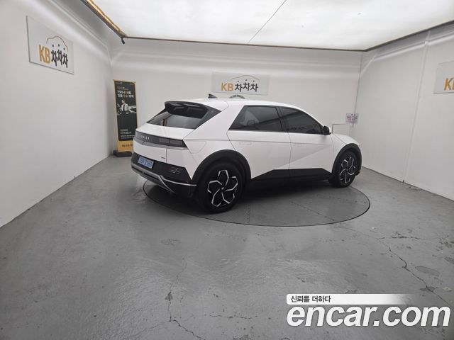 Hyundai Ioniq5 2023 — photo 4