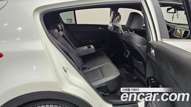 Kia Sportage 2019 — photo 17