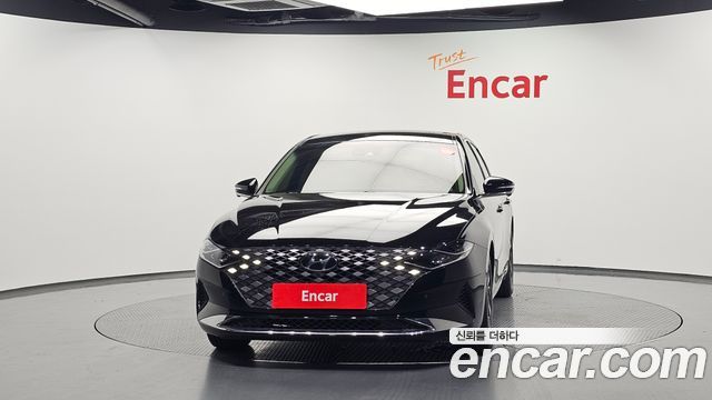 Hyundai Grandeur 2023 — photo 3