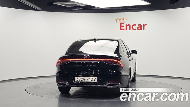 Hyundai Grandeur 2023 — photo 4