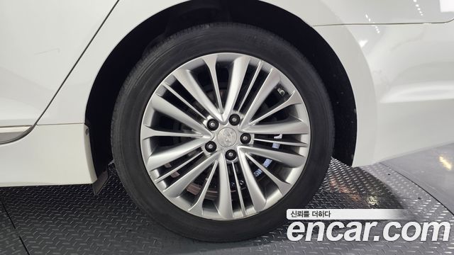 Hyundai Aslan 2015 — photo 7