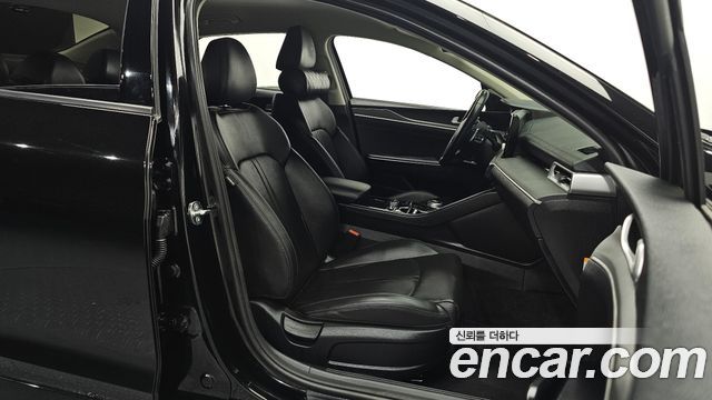 Kia K5 2023 — photo 13