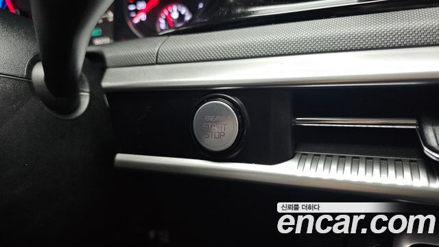 Kia K5 2023 — photo 27