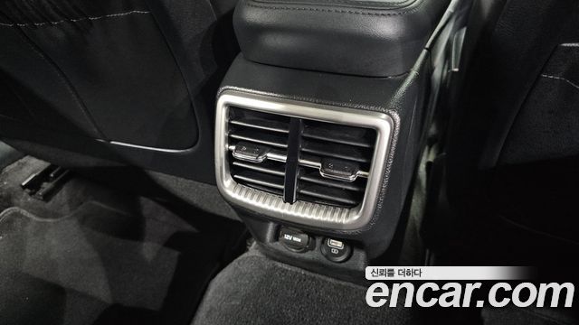 Kia K5 2023 — photo 30