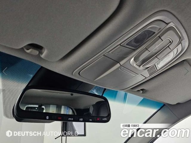 Hyundai Santafe 2019 — photo 18