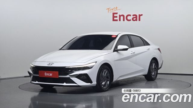 Hyundai AVANTE 2024 — photo 1