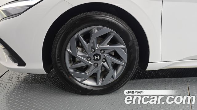 Hyundai AVANTE 2024 — photo 5
