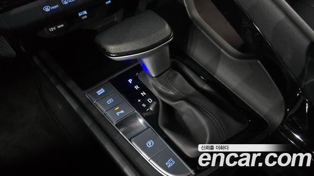 Hyundai AVANTE 2024 — photo 9