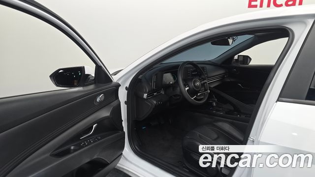 Hyundai AVANTE 2024 — photo 10