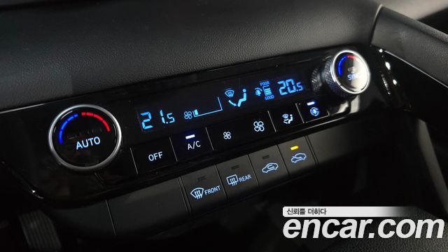 Hyundai AVANTE 2024 — photo 17