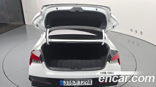 Hyundai AVANTE 2024 — photo 20