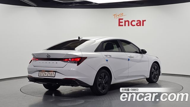 Hyundai AVANTE 2021 — photo 2