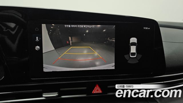 Hyundai AVANTE 2021 — photo 21