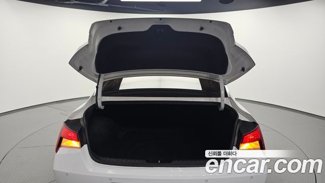 Hyundai AVANTE 2021 — photo 26