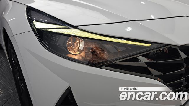 Hyundai AVANTE 2021 — photo 8