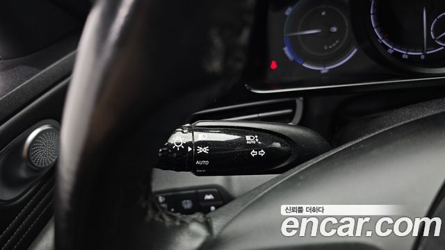 Hyundai AVANTE 2021 — photo 30