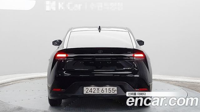 Toyota Prius 2024 — photo 4