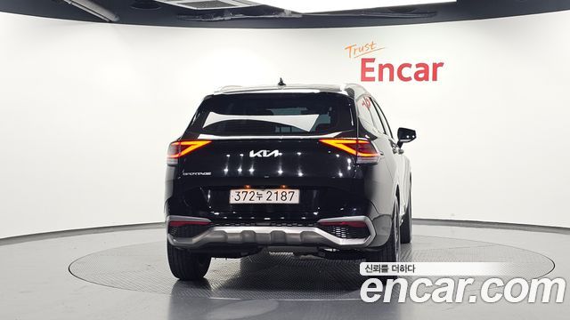 Kia Sportage 2023 — photo 4