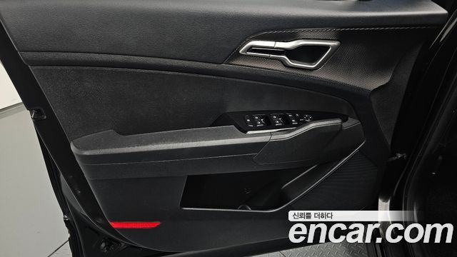 Kia Sportage 2023 — photo 14