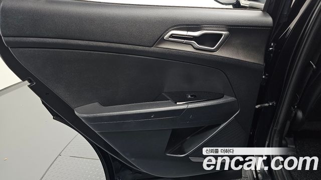 Kia Sportage 2023 — photo 15