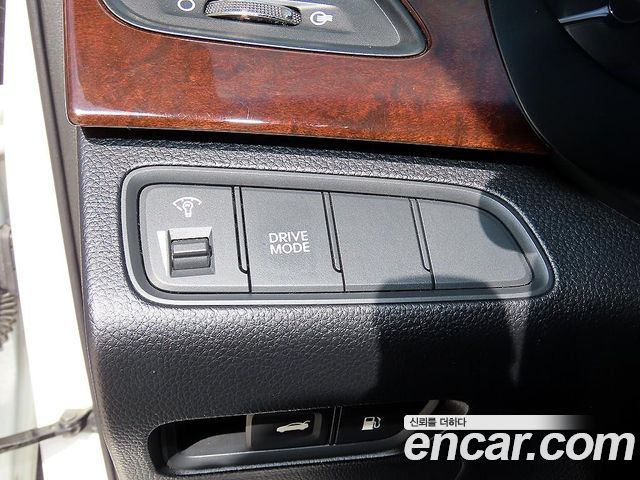 Hyundai Grandeur 2013 — photo 12