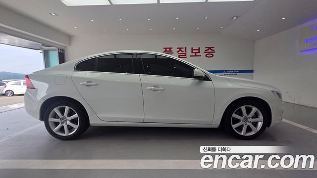 Volvo S60 2016 — photo 4