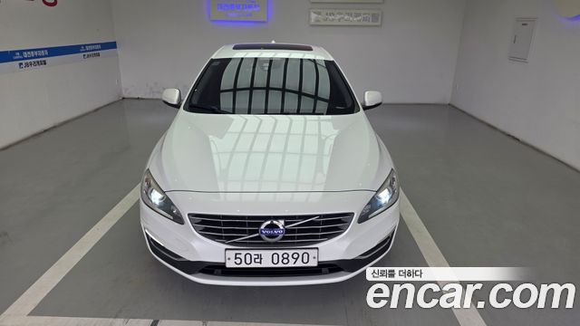 Volvo S60 2016 — photo 10