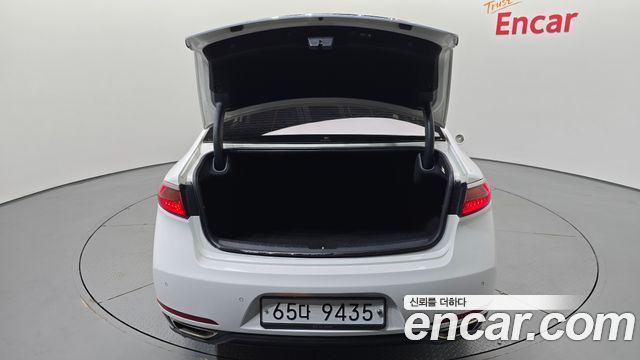 Kia K7 2019 — photo 25