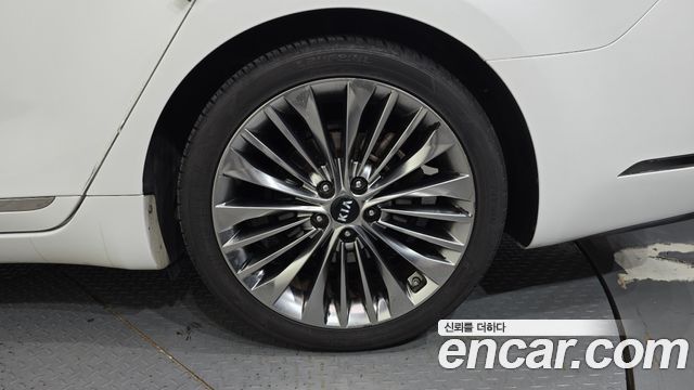 Kia K7 2019 — photo 7
