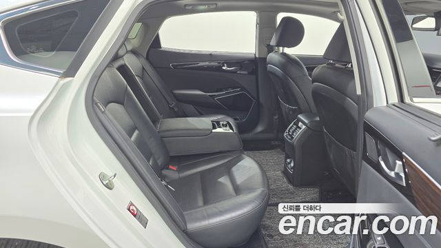 Kia K7 2019 — photo 28
