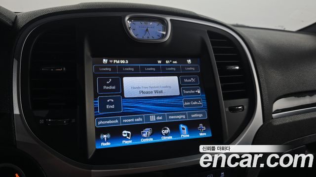 Chrysler 300C 2012 — photo 22