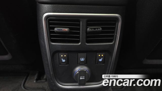 Chrysler 300C 2012 — photo 27
