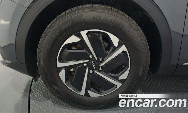 Kia Sportage 2023 — photo 5
