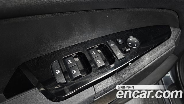 Kia Sportage 2023 — photo 22