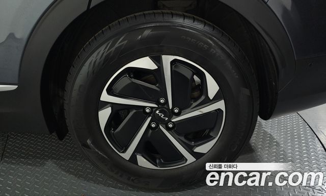 Kia Sportage 2023 — photo 7