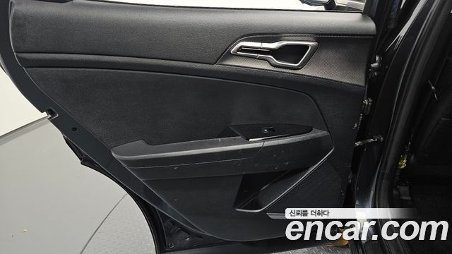 Kia Sportage 2023 — photo 15