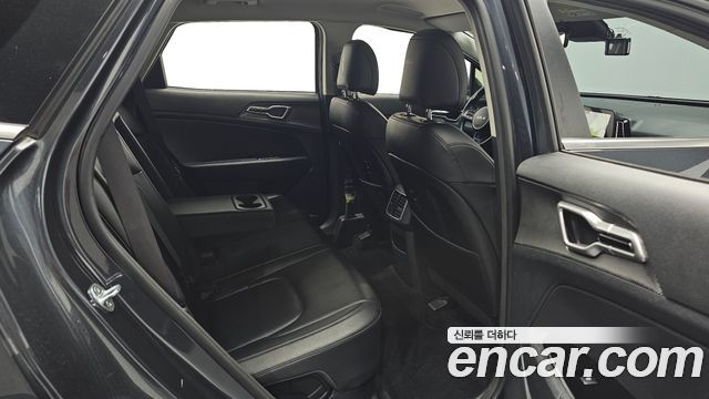 Kia Sportage 2023 — photo 16