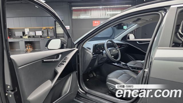 Kia Niro 2024 — photo 13