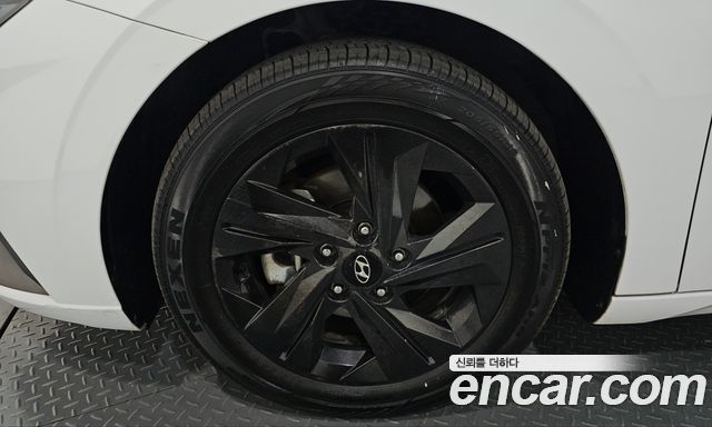Hyundai AVANTE 2021 — photo 5