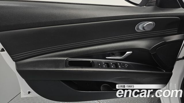 Hyundai AVANTE 2021 — photo 14